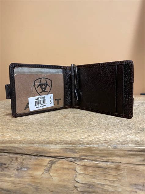 ariat money clip.